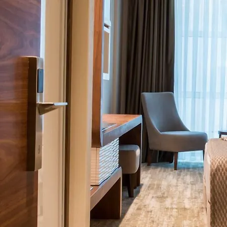 Ramada By Wyndham Hotell Gemlik