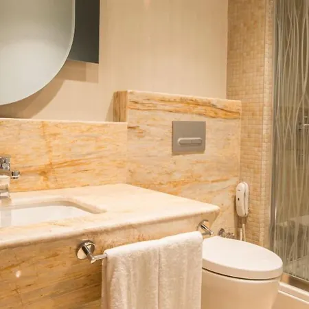 Ramada By Wyndham 3*