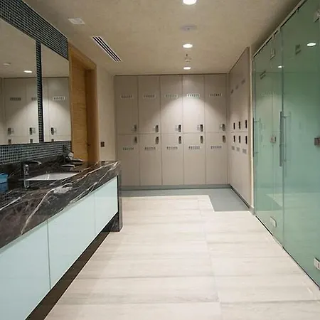 Ramada By Wyndham 3*