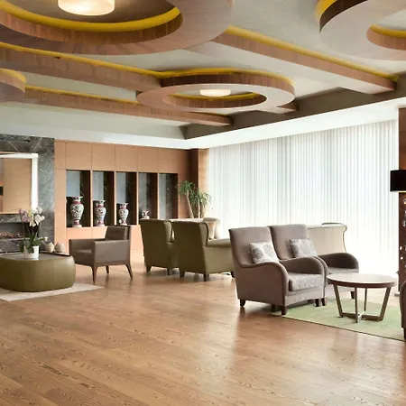 Ramada By Wyndham