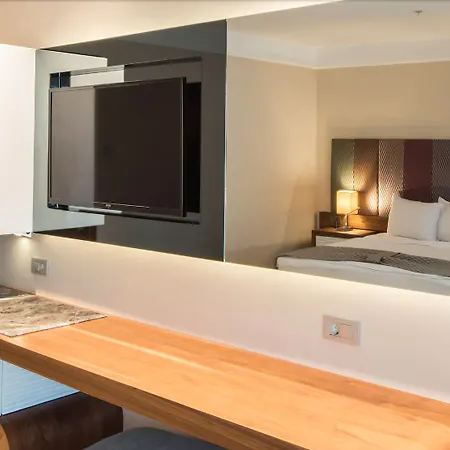 Ramada By Wyndham Otel 3*