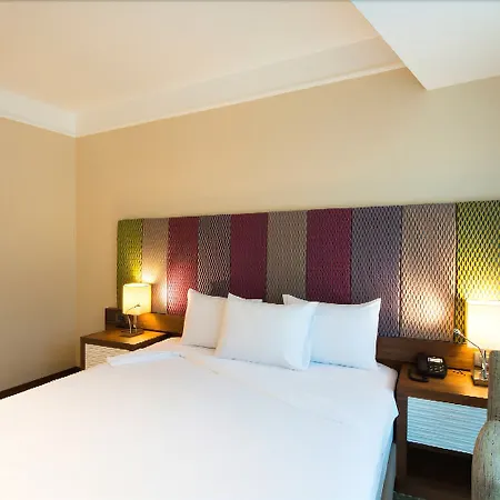 Otel Ramada By Wyndham 3*