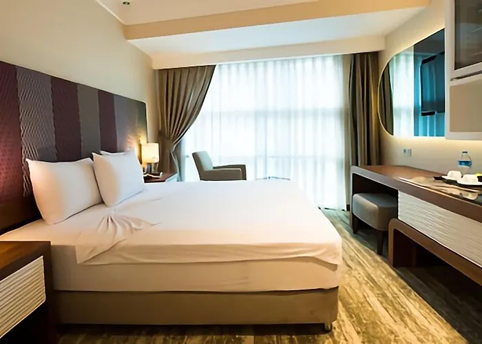 Ramada By Wyndham 3*