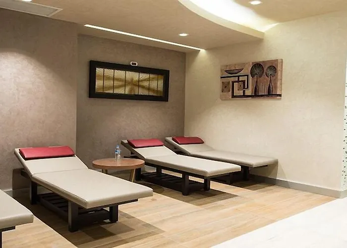 Hotel Ramada By Wyndham 3*