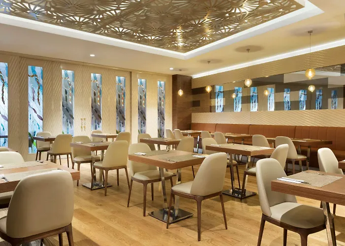 Hotel Ramada By Wyndham Gemlik